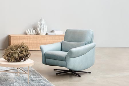 A perfect combination of design and comfort - CUMUREX recliner