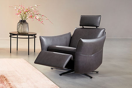 Fauteuil pivotant confort - manuel ou électrique. Le fauteuil relax CUMUREX 7916